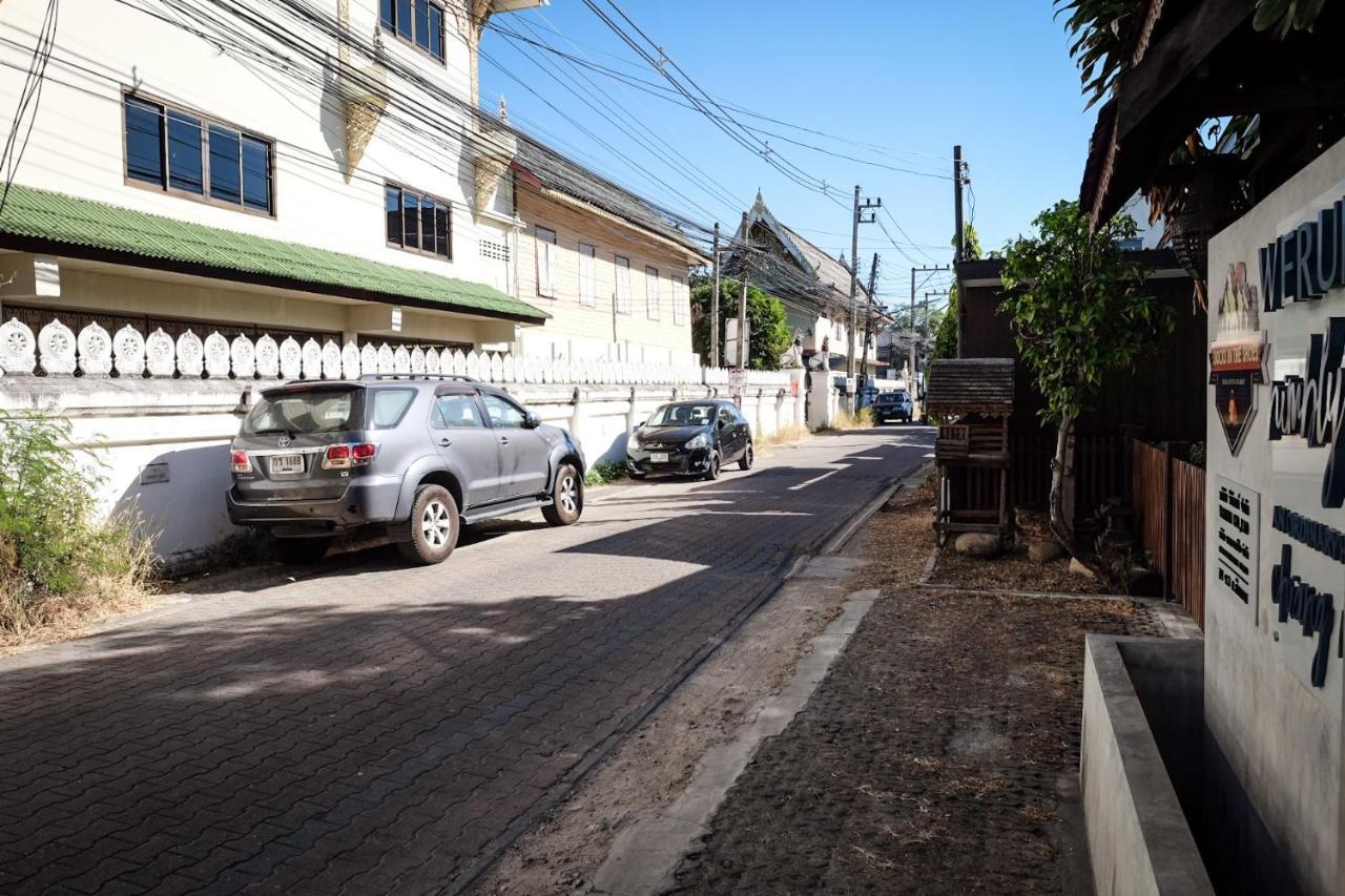 Werun Nimbly Chiang Mai Vandrarhem Exteriör bild