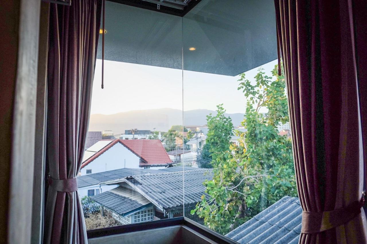 Werun Nimbly Chiang Mai Vandrarhem Exteriör bild